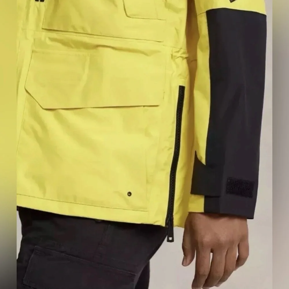 Polo tech hooded cargo jacket